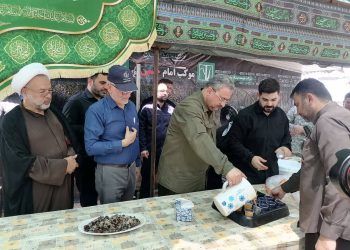 بزرگترین موکب نیشکر در مسیر اهواز-آبادان برپا شد / تأکید دکتر کاظمی بر ارائه خدمات شایسته به زائران اربعین